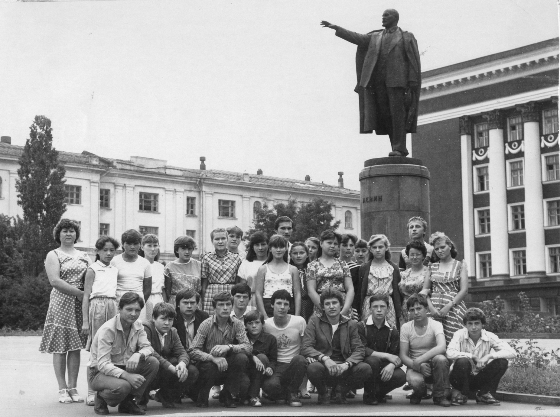 Школа 1987 год. МЭИ ЭМФ выпуск 1987. Школа 1987. Енисейский педколледж выпуск 1987 года.